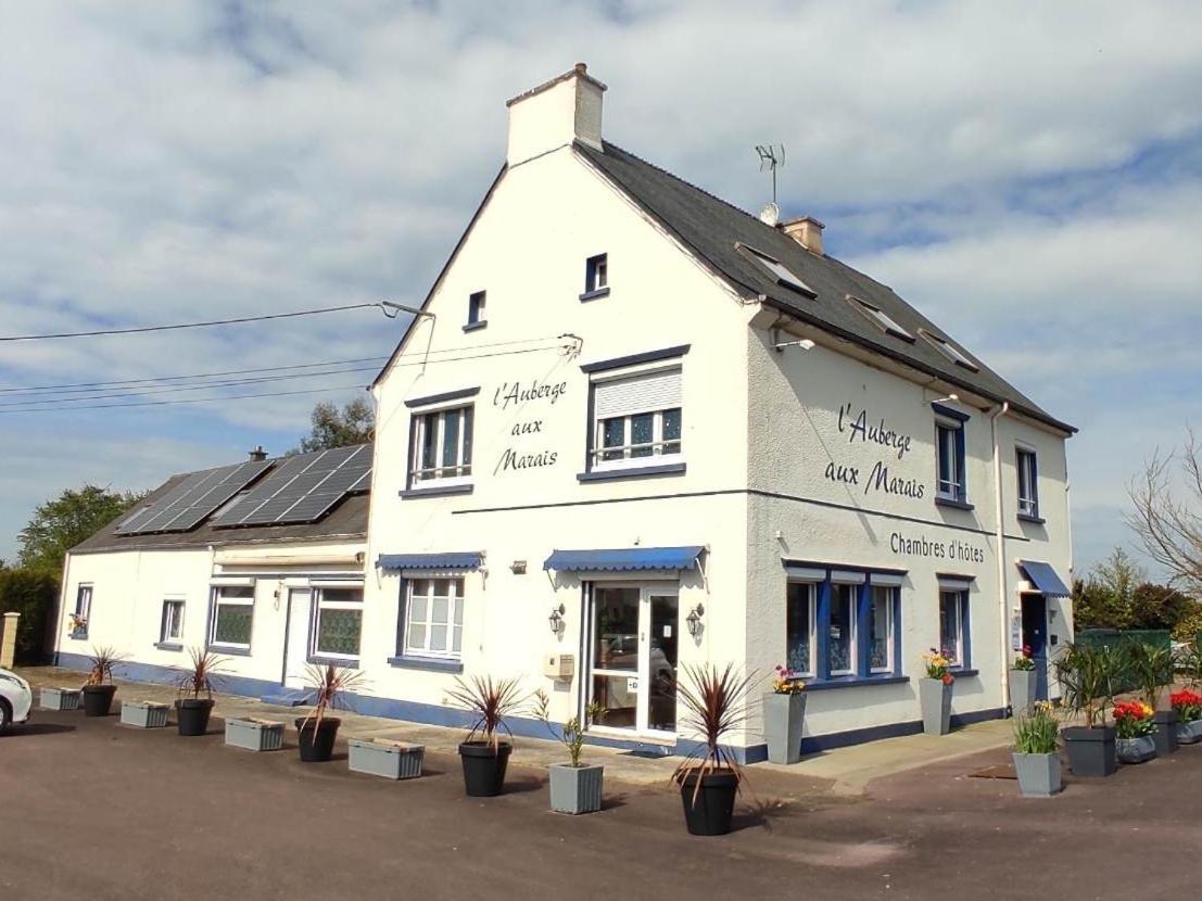Auberge Aux Marais Montmartin-en-Graignes Kültér fotó